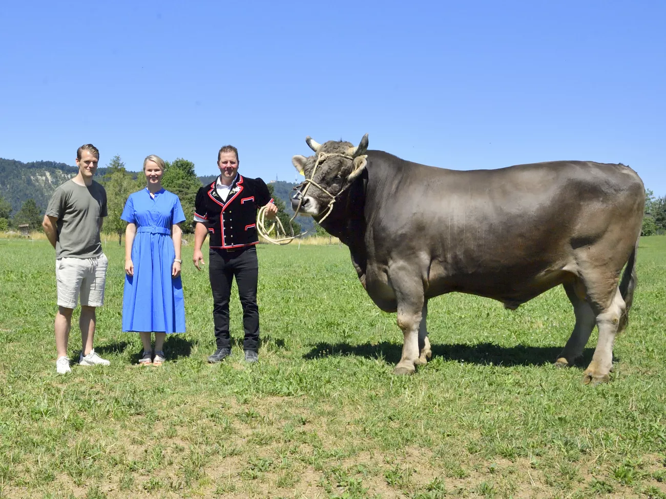 Taufpatin u. Taufpate mit Züchter